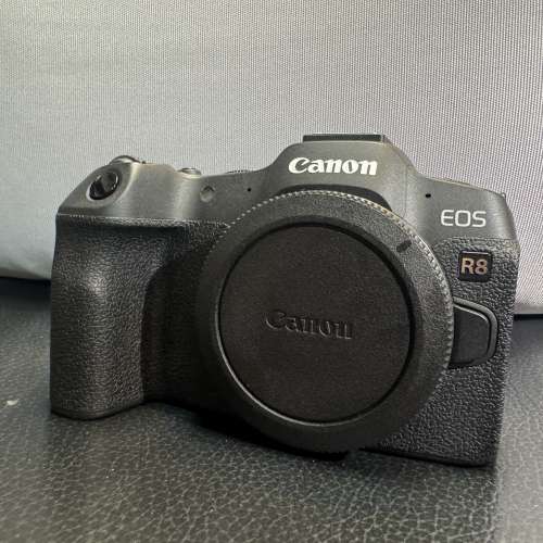 新淨小用 Canon EOS R8 Body 淨機身行貨 fullset 有單 已過保