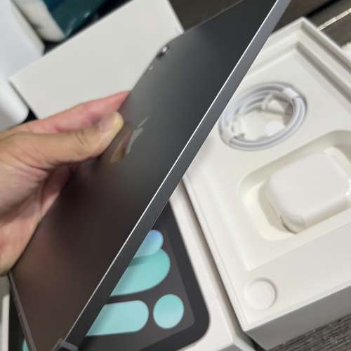 iPad mini 17pro 128gb,WiFi +5G版，電池99，有貼有機殼，全套齊！