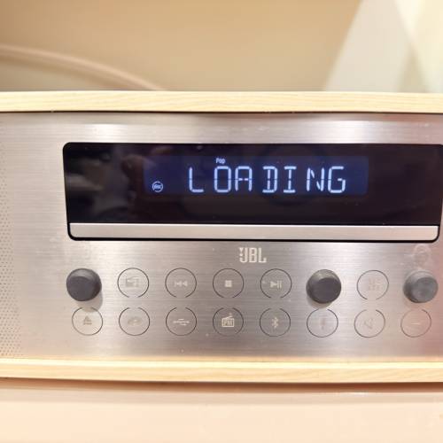 名牌 JBL 收音，CD，USB擴音機