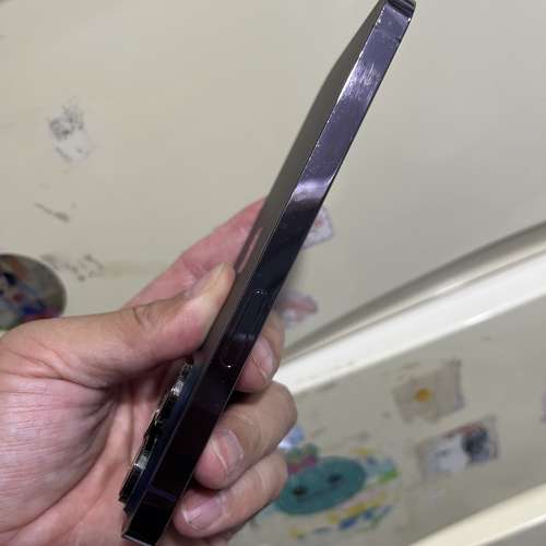 iPhone 14pro 512gb,港行，電池79，跟送原廠手機殼，所有原裝，所有功能正常！不議價...