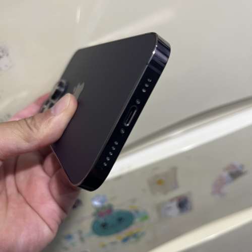 iPhone 14pro 512gb,港行，電池79，跟送原廠手機殼，所有原裝，所有功能正常！不議價...