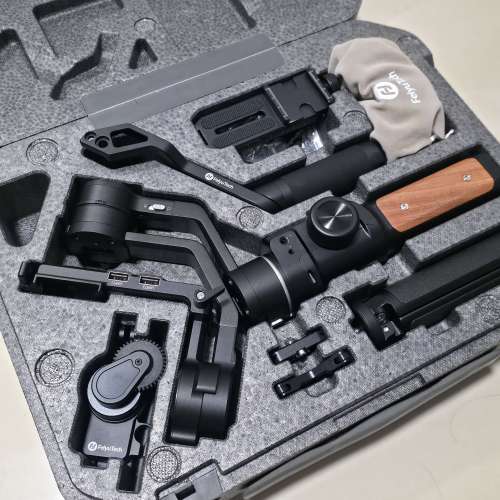 FeiyuTech AK2000 穩定器連跟焦器套裝