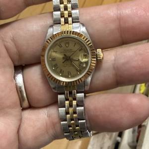 女裝金鋼 Tudor 92513 勞的勞底 K金狗牙圈 $2999