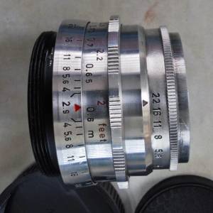 Meyer-Optik G&ouml;rlitz Trioplan 50mm F2.9 red V