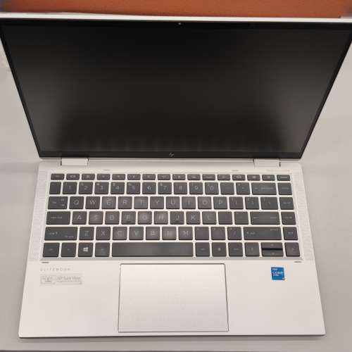 HP Elitebook X360 1040 G8