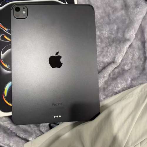 iPad Pro 2024（M4）港版 深灰色 256g，WiFi版，电池100%