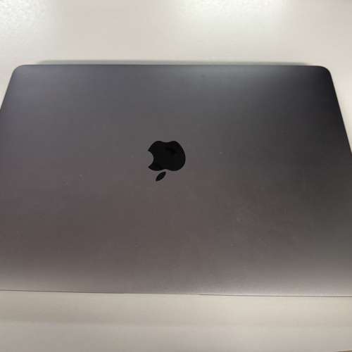 2020 MacBook Air 13吋 A2179 (Intel i3/8G) 送充電器