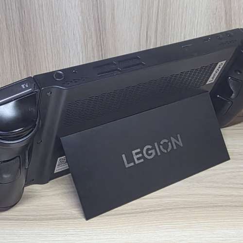 Lenovo Legion Go (AMD Ryzen Z1 Extreme, 2TB SSD, Bazzite OS)
