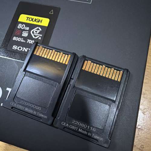 賣兩張 近全新 Sony CFexpress Type A 記憶卡 80GB (CEA-G80T)
