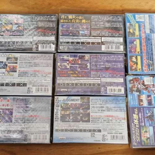 出售多款Game Boy Advance 超級機器人大戰系列遊戲。包括多個版本，如超級機器人大...