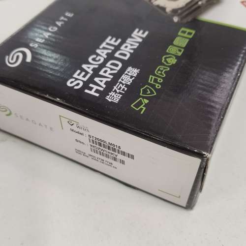 全新 Seagate BarraCuda ST2000LM015 2TB 2.5 吋 (SMR) HDD