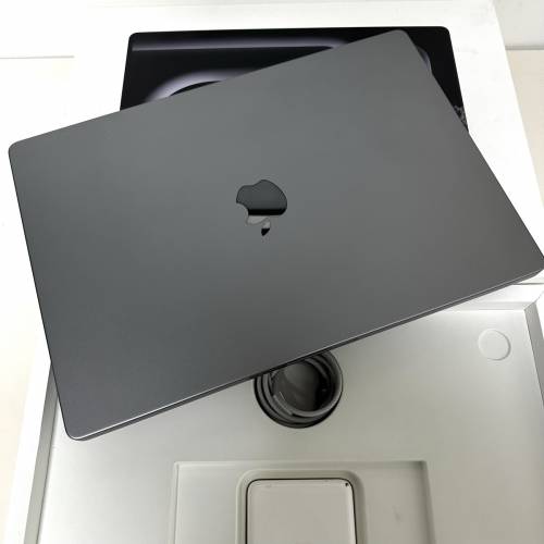 🍎高配macbook pro m2 max 32Gram 2TBssd 16inch Space Gray 2023 設計剪輯蘋果手提...