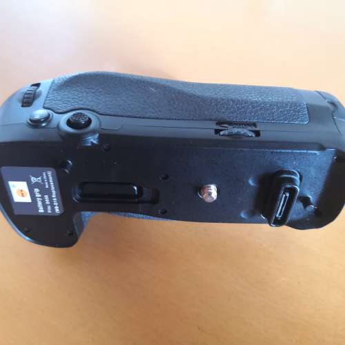 DSTE MB-D18副廠直倒 Nikon D850用