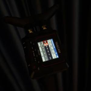 [專業環境錄音套裝] Tascam FR-AV2 連 AK-BT2 藍牙 + Earsight "The One" 麥克風