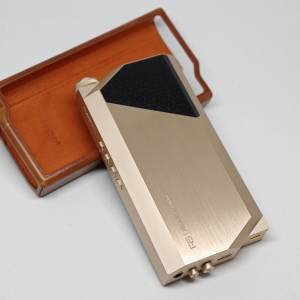 (SOLD)海貝 HiBy RS8 II (金色)