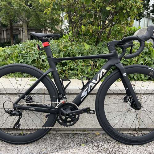 2026 SAVA A7L 24速油剎桶軸碳刀碳纖維公路車 送水架前後蛙燈