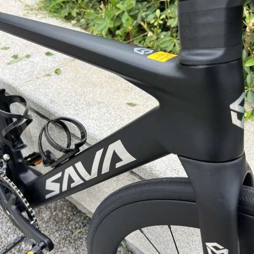 2026 SAVA A7L 24速油剎桶軸碳刀碳纖維公路車 送水架前後蛙燈
