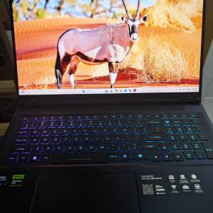18吋 RTX 5070TI Acer predator 18 helios AI U9-275HX 16GB 6400Mhz 1TB SSD Gaming