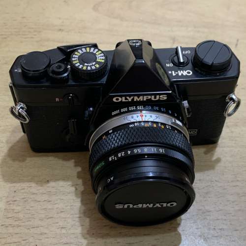 Olympus OM-1n 連原廠50mm 1.8大光圈鏡頭十135mm鏡頭