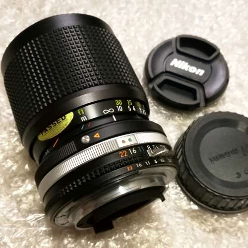 Nikon Nikkor 35-105mm f/3.5-4.5 AIS Macro