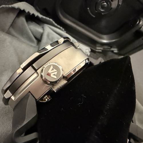 Citizen星晨 Promaster Eco-Drive 1000m BN-7020-09E光動能 超級鈦 Made in Japan ...