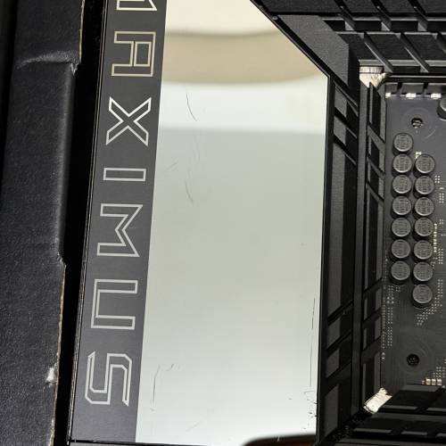 ASUS ROG MAXIMUS Z890 HERO (DDR5)
