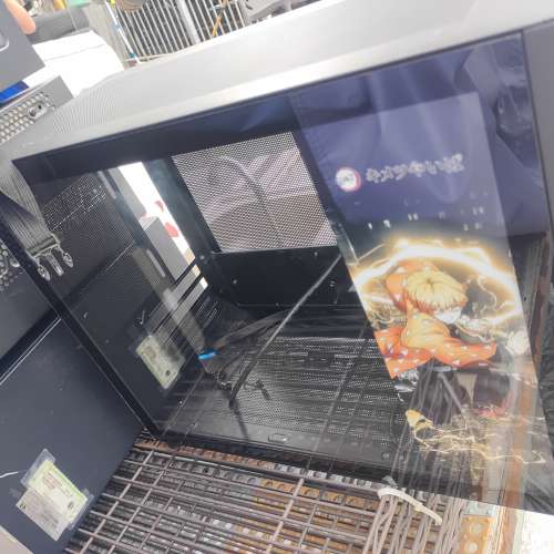 MATX 黑色玻璃則板機箱