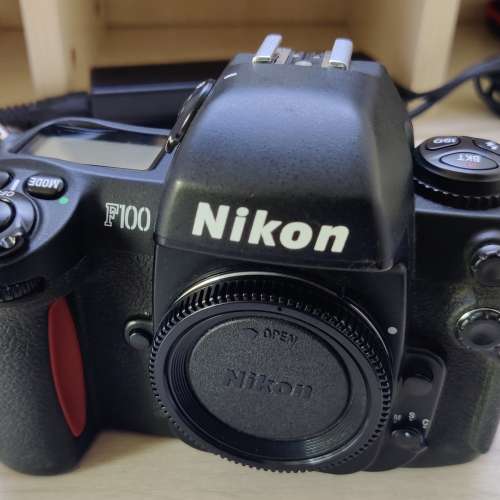 Nikon F100 AF 機身