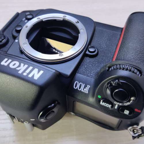 Nikon F100 AF 機身