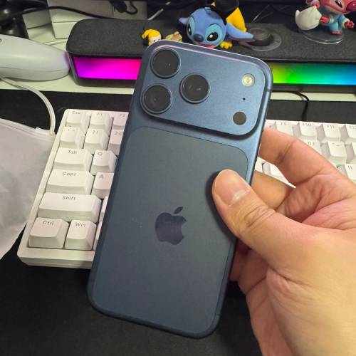 有apple care !!!iPhone 17 pro 256 blue