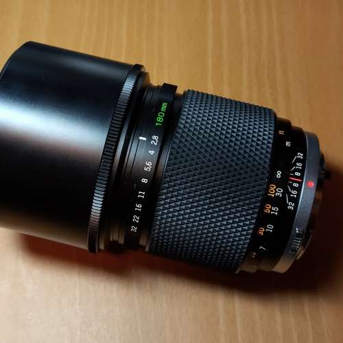 Olympus Zuiko 180mm F2.8