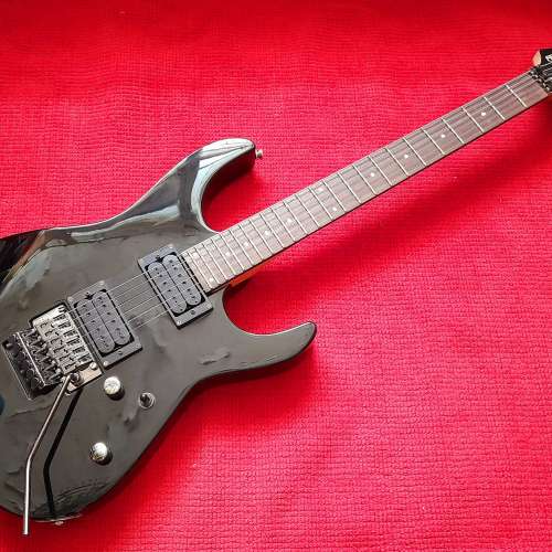 Fernandes Revolver 電結他 GUITAR 鏡面