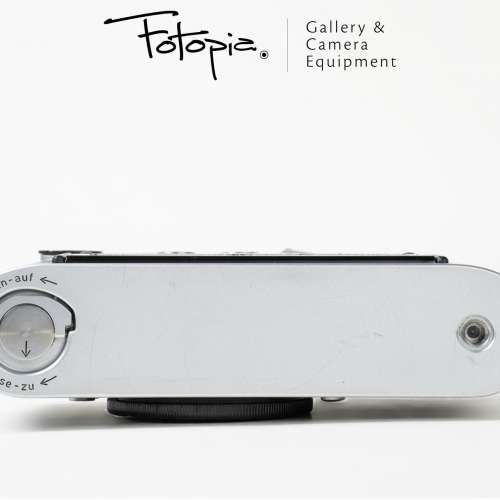 || Leica M2 - Silver / button rewind version, SN: 92xxxx (fully overhauled) ||