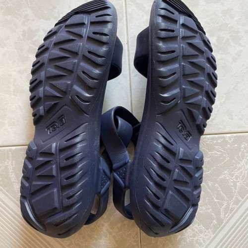 Teva 男裝涼鞋