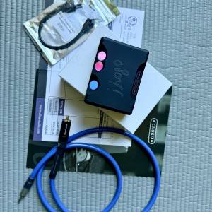 Chord Mojo Portable DAC/Headphone Amp (version 1)