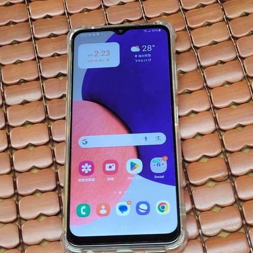 香港行貨Samsung Galaxy A22 黑色 6+128gb 5G 3卡槽6.6吋屏幕新淨有盒   可以交換玩