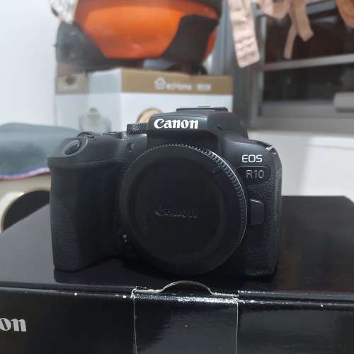 canon R10 Body