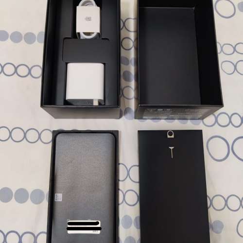 Huawei Mate 60 Pro 雅川青 12GB+1TB