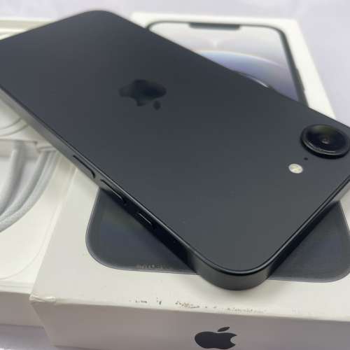 99%New iPhone 16e 128GB 黑色 電池健康94% 香港行貨 全套有盒有配件 自用首選超值