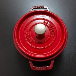 Staub 鑄鐵鍋 紅色 18cm $320