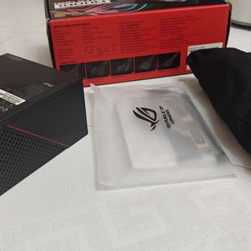 ASUS ROG STRIX 1000W 火牛