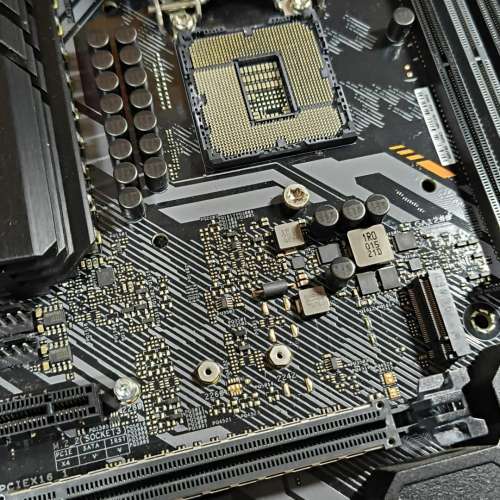 華碩TUF GAMING Z490-PLUS(WI-FI)ATX 主機板 ((正版Window11Home啟動碼)) Socket 1200