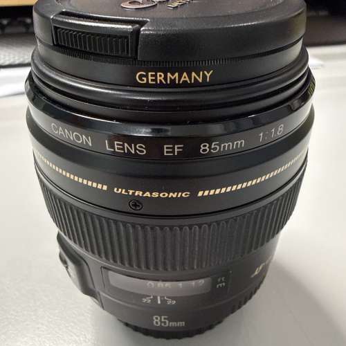 CANON LENS EF 85mm 1:1.8