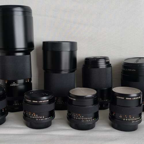 Contax 35mm 單鏡反光相機及鏡頭