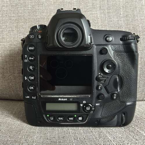 Nikon D5