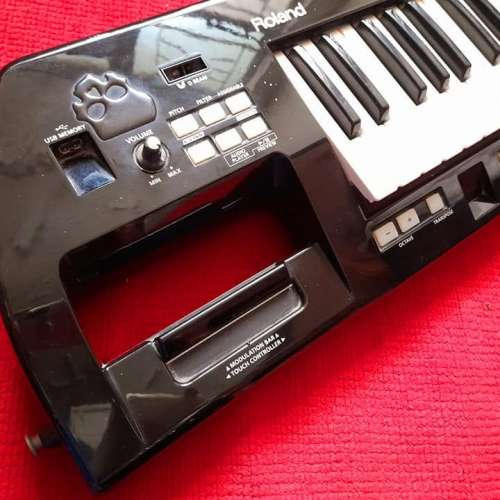 2 號機 Roland AX-09 Lucina 37-Key Synthesiser Keytar 電子琴
