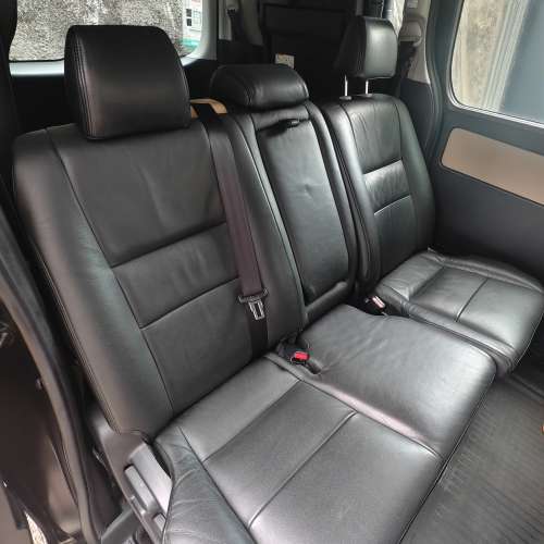 Toyota Noah 80