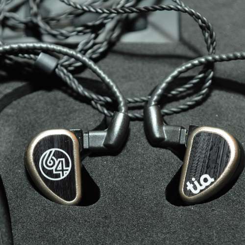 64 audio tia trio