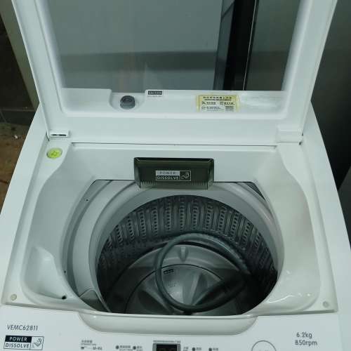 9成新Whirlpool惠而浦珍珠白洗衣機