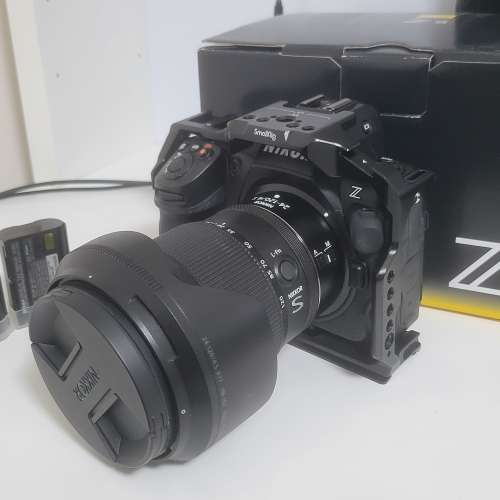 Nikon Z8 連專用套籠SmallRig +鏡頭 Z 24-120 F/4